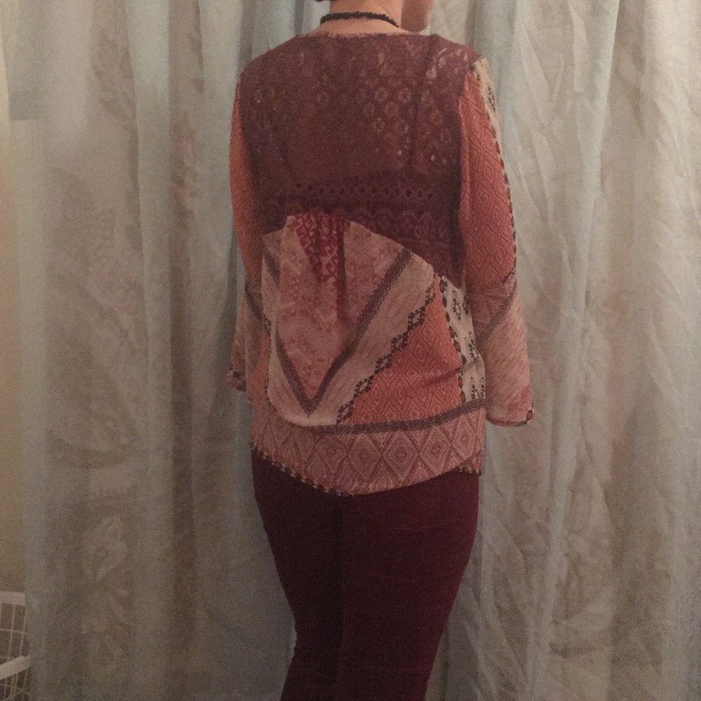 Blouse - Picture 2 of 5